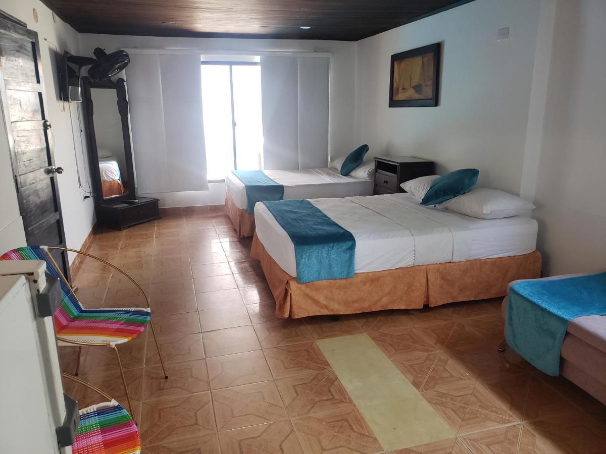 Hospedaje Villa Naloy Santa Marta  Ngoại thất bức ảnh